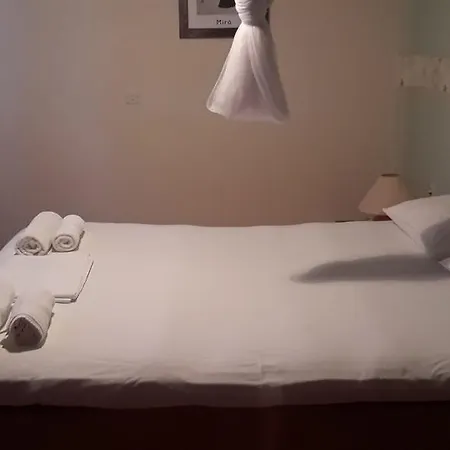 Paros Liogerma * Parikia (Paros)