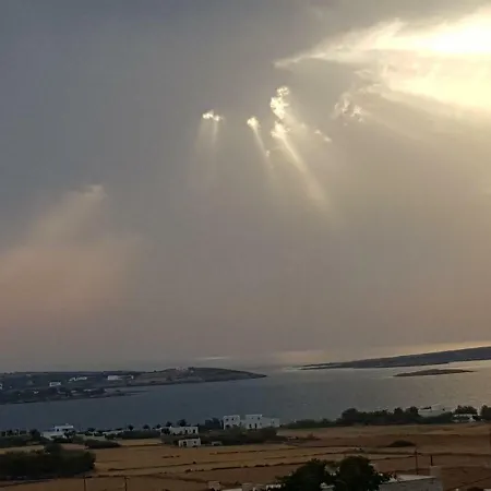 Paros Liogerma * Parikia (Paros)
